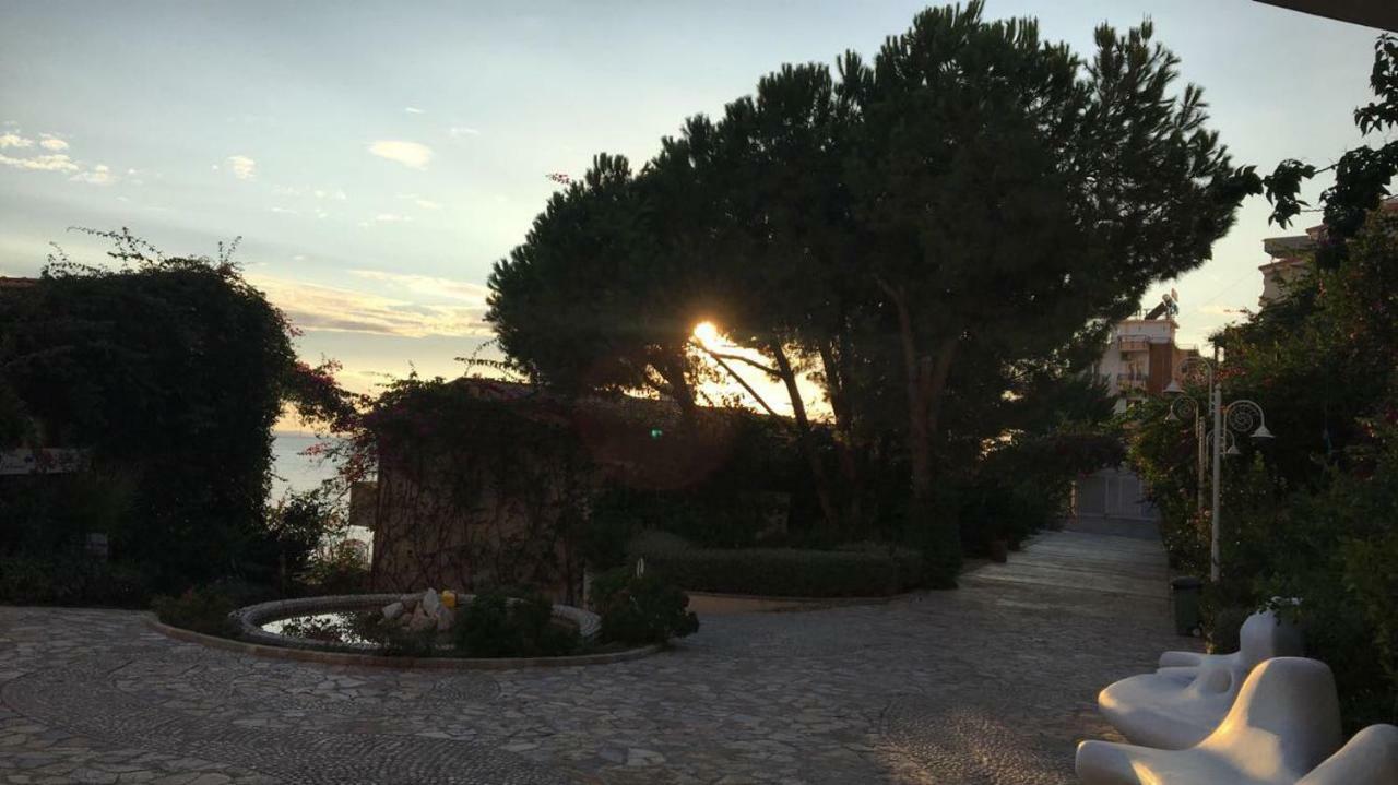 Bougainville Bay Resort - Villa 11 Σαράντα Εξωτερικό φωτογραφία